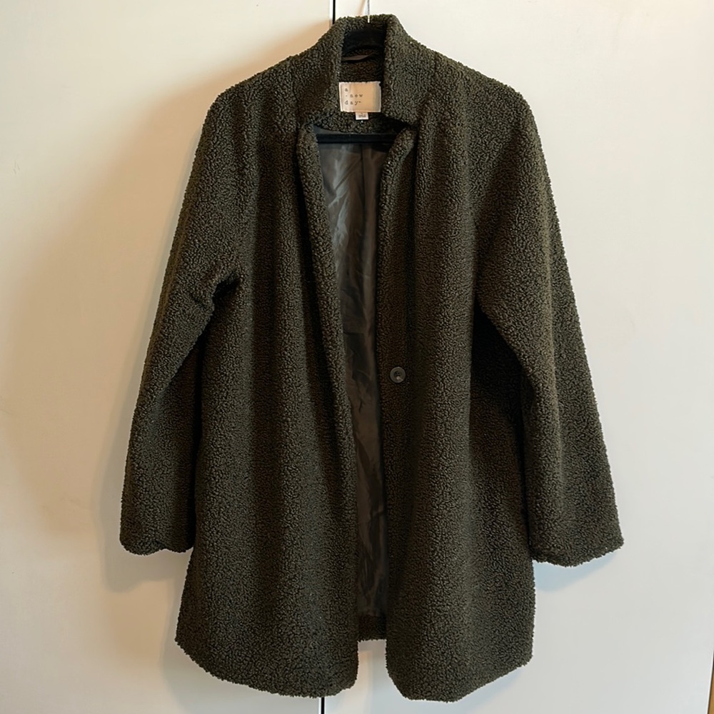 olive green shearling teddy coat size: L
